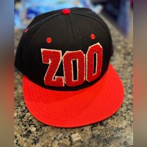 Zoo York Snapback Hat Black Red Hip Hop Streetwear Cap Adjustable